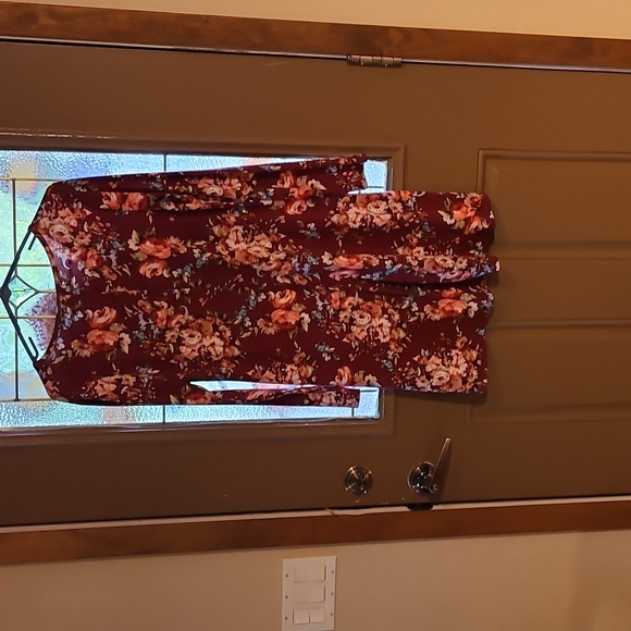 Dress - Picture 2 of 2